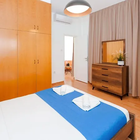 White Star - 100m From Serena Villa