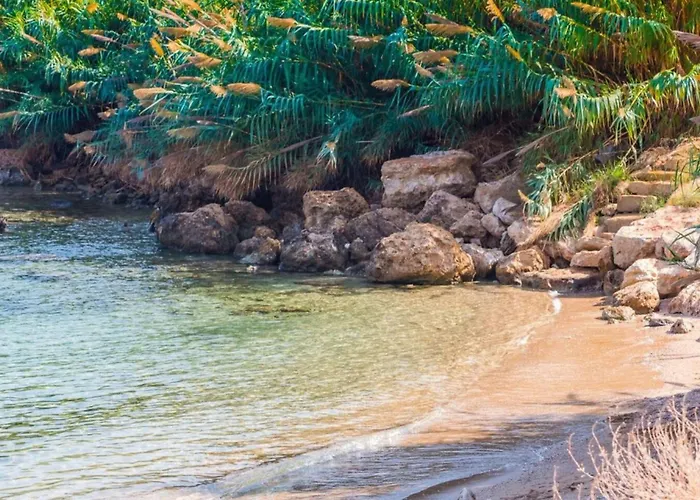 White Star - 100m From Serena Villa *