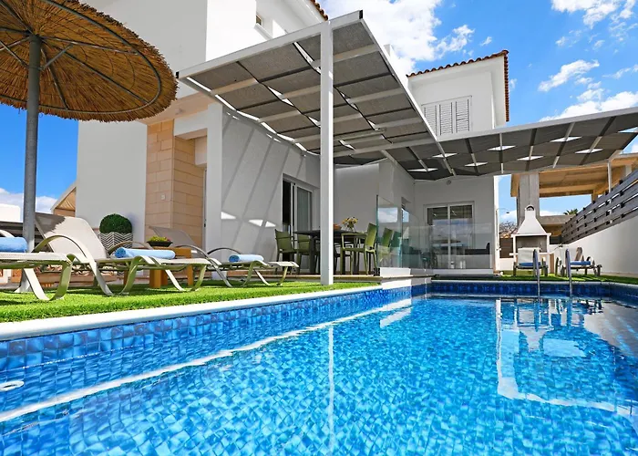 White Star - 100m From Serena